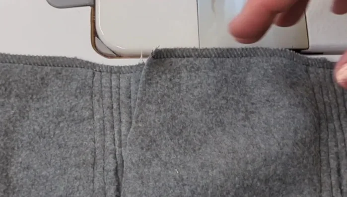 Optional: serge the edges (this step is optional).