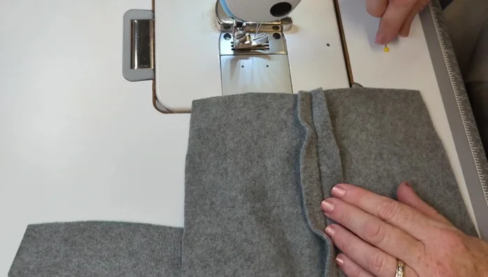 Optional: serge the edges (this step is optional).