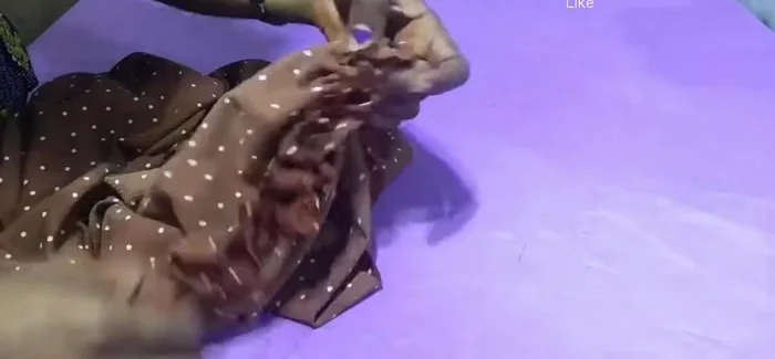 Remove the initial gathering stitch used to hold the zipper allowance together.