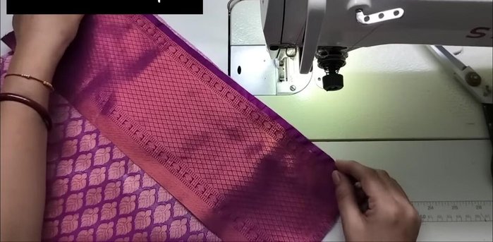 Attach the piping (tutorial link in description).