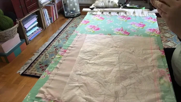 If your design is too large for the embroidery frame, use back stitches.