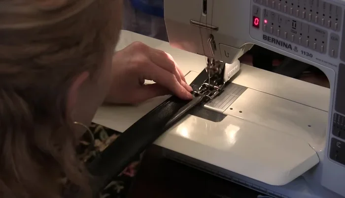 Final top stitching: Top stitch all around the edge of the belt and tie parts.